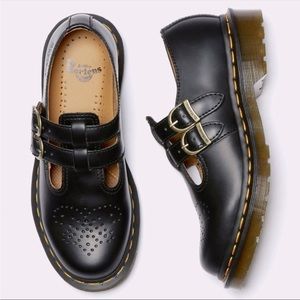 Dr. Martin 8065 Mary Janes